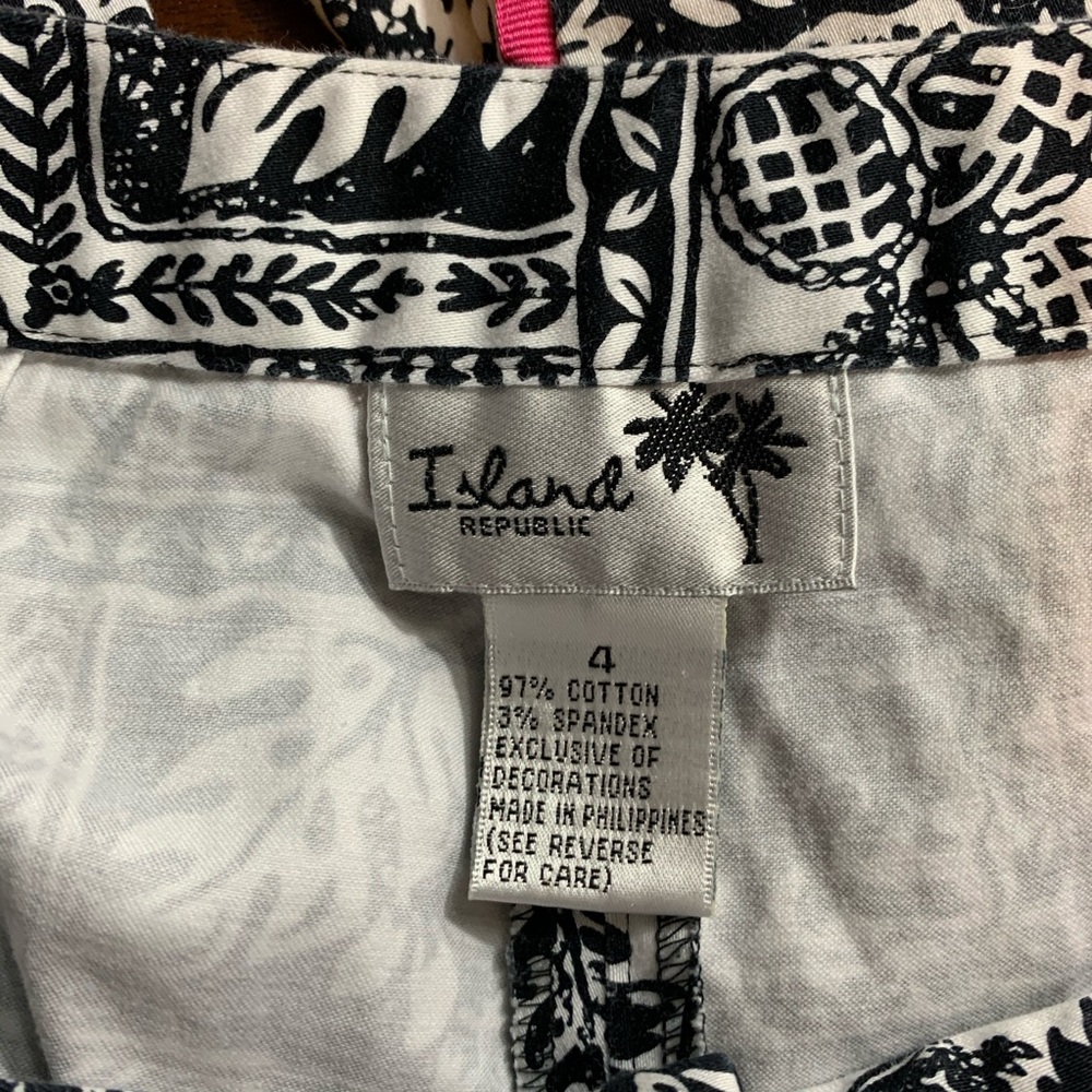 Island Republic Tropical Capri Pants - Picture 3 of 4